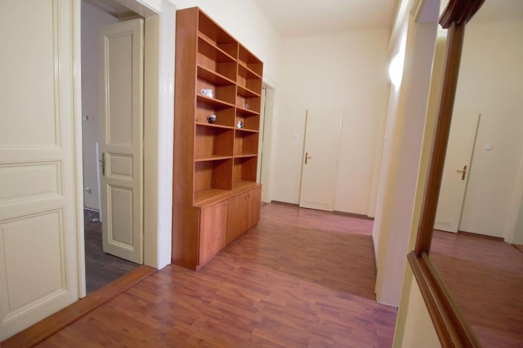Comfort 2Bedrooms Quite Place!-Vinohrady 布拉格 外观 照片