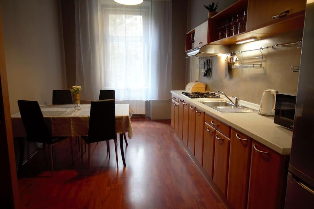 Comfort 2Bedrooms Quite Place!-Vinohrady 布拉格 外观 照片